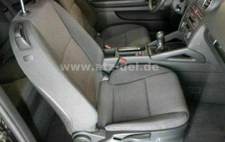 VON PRIVAT Audi A3 1.6 Attraction TOP GEPFLEGT (aus 3. HAND) in Hatten