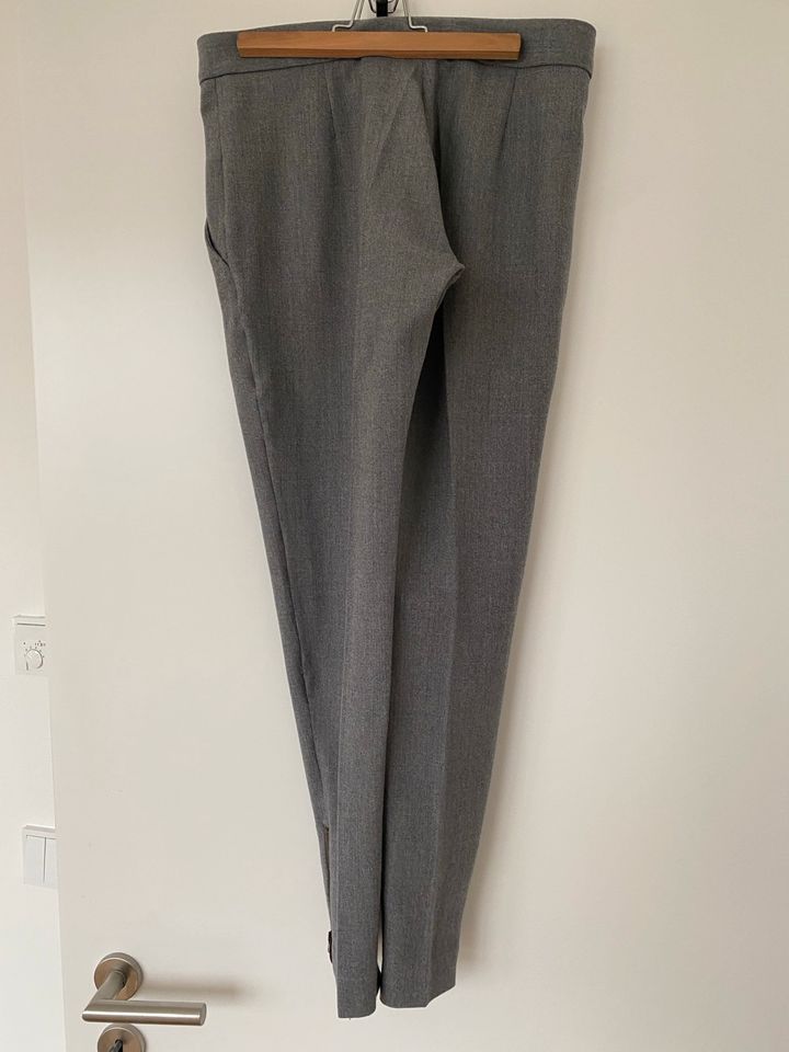 Stella McCartney Blazer Anzug Hose grau, Größe 36 in Köln