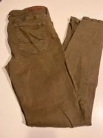 edc Esprit five Jeans, Gr. 42 reg, slim fit, khaki/Oliv Nordrhein-Westfalen - Verl Vorschau