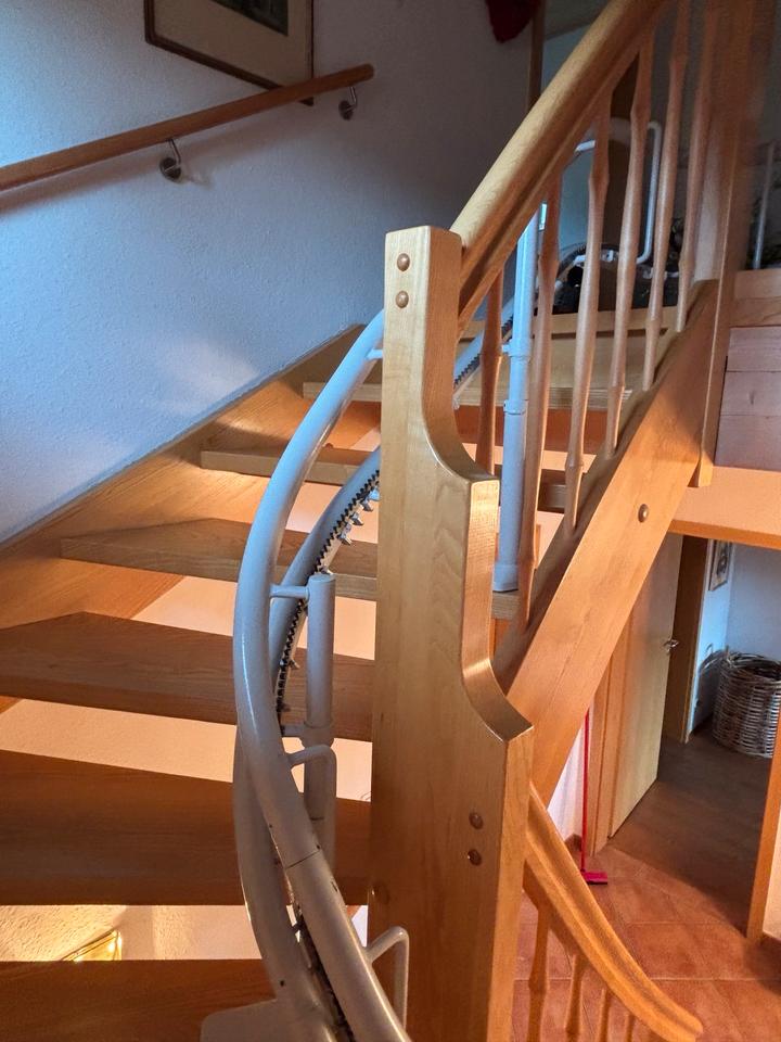 Treppenlift Lifta Avantgarde 6100 fast neu 3 Ebenen NP 16.000.- in Ingolstadt