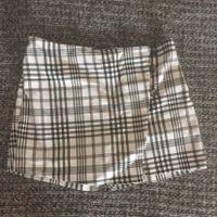 Mädchen / Damen Minirock Hotpants, schwarz weiß, Gr. 170 Bayern - Eggenfelden Vorschau