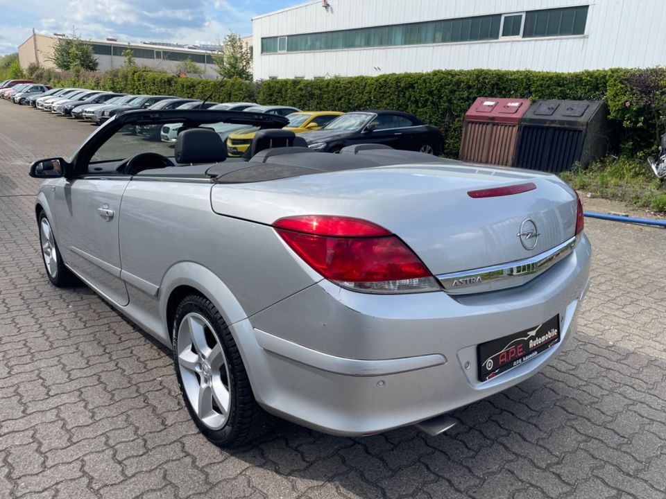 Opel Astra H Twin Top Cosmo Cabrio 1.8  Tüv/Au NEU in Norderstedt