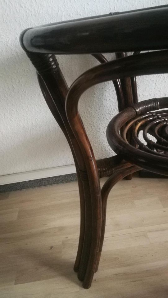 Rattan Tisch 60 cm Glasplatte in Mülheim (Ruhr)