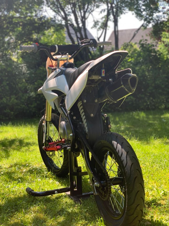 Cenkoo Pitbike/Sumo 140 ccm in Wees