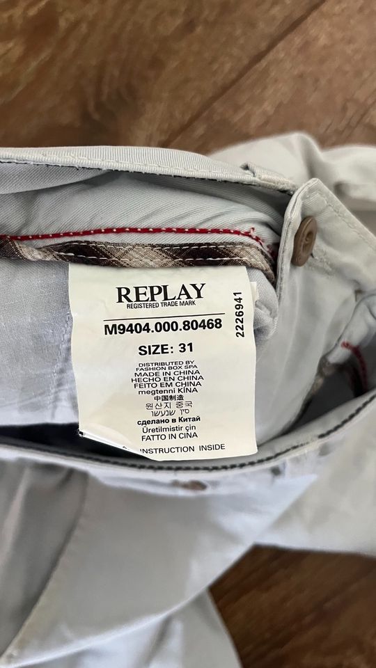 original REPLAY Jeans Short kurze Hose Bermuda Gr. 31 in Munderkingen