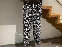 Neu Marc Cain Designer Hose schwarz weiß Animal Joggpants Gr. 38 Sachsen - Annaberg-Buchholz Vorschau