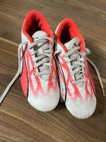 Puma Fußballschuhe Gr.34 top Zustand Sachsen - Crimmitschau Vorschau