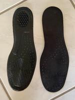 Antirutsch Einlagen für Schuhe Gr. 39-40 Hessen - Echzell  Vorschau