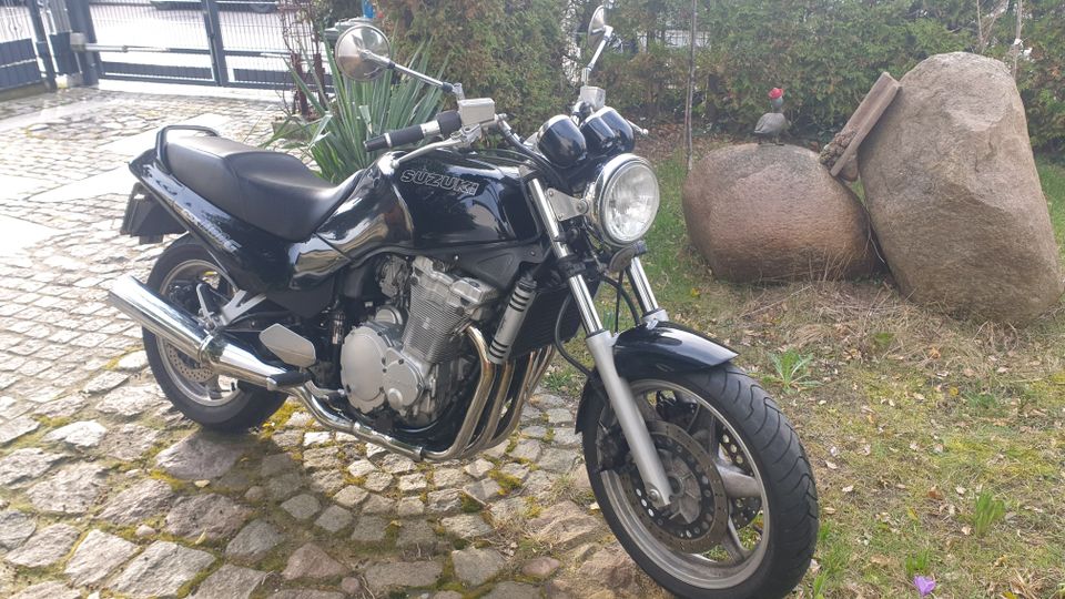 Suzuki GSX 1100 mit Kardanantrieb ! in Berlin