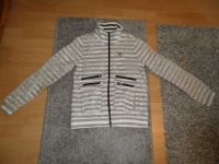 Tolle Adidas Jacke Gr.XS/S Super Design Trefoil-Logo Topzustand Saarbrücken-Mitte - Alt-Saarbrücken Vorschau