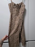 Geblümtes Kleid Staßfurt - Rathmannsdorf Vorschau