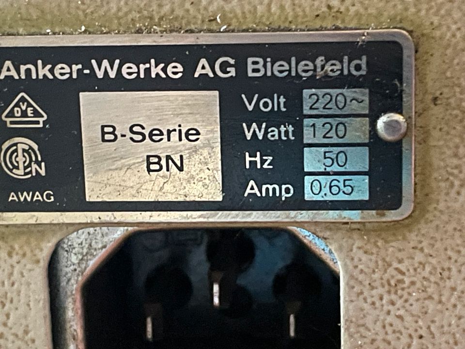 alte Registrierkasse Buchungsmaschine Adler-Werke in Mömbris