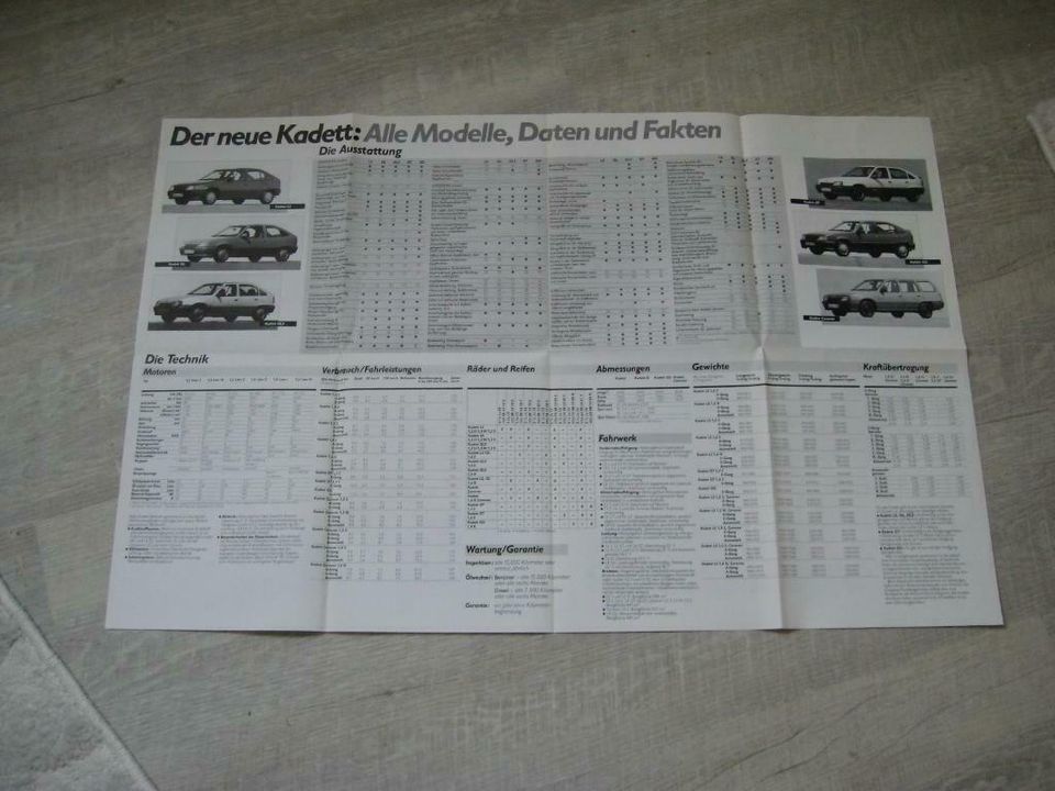 Opel Kadett Prospekt, alle Modelle mit Poster  800 x 520 mm in Mudersbach