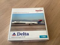 Herpa Wings Delta Air Lines McDonnell Douglas MD-90 Bayern - Laufach Vorschau