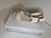 Catwalk Sandalen Gr.38 Creme Neu mit Karton Nordrhein-Westfalen - Wiehl Vorschau