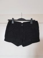Schwarze Shorts kurze Hose Gr. S 36 Hot Pants München - Maxvorstadt Vorschau
