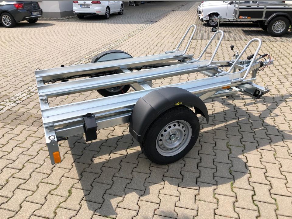 Motorradanhänger Neu Humbaur 1.000KG für bis zu 3 Motorräder in Dresden