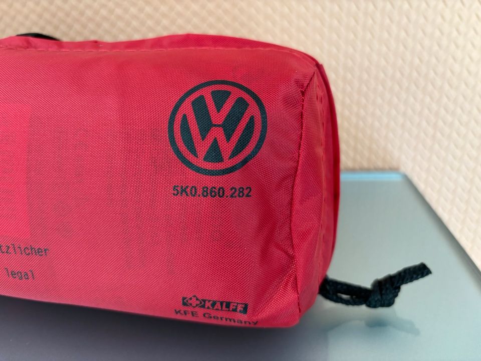 VW Verbandtasche 5K0860282 in Erkrath