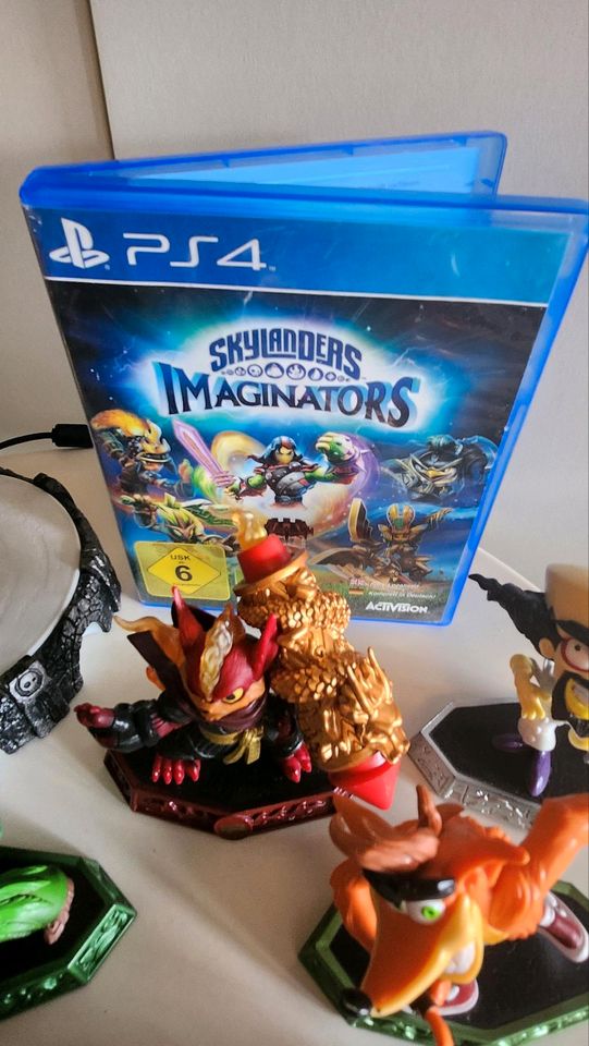 Skylanders Imaginators - PS4 - 8 Figuren + 9 Kristalle - SELTEN in Nürnberg (Mittelfr)