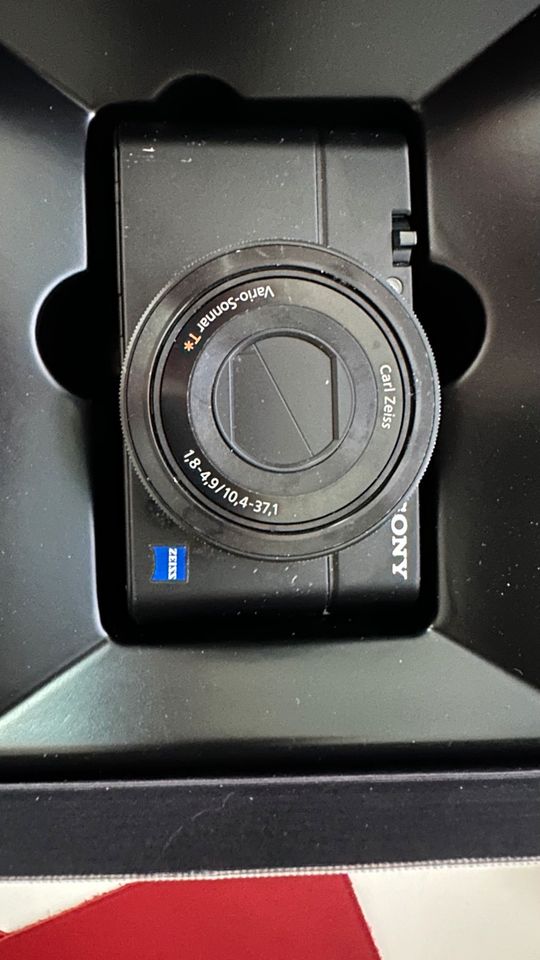 Sony DSC- RX100 Cyber-shot Digitalkamera in Dresden