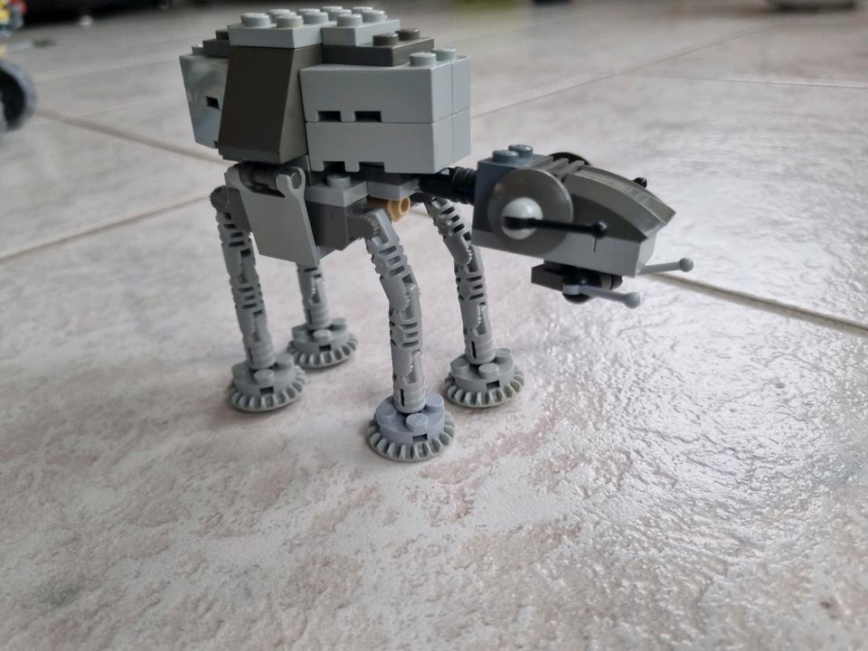 Logo Star Wars AT-AT in Lathen