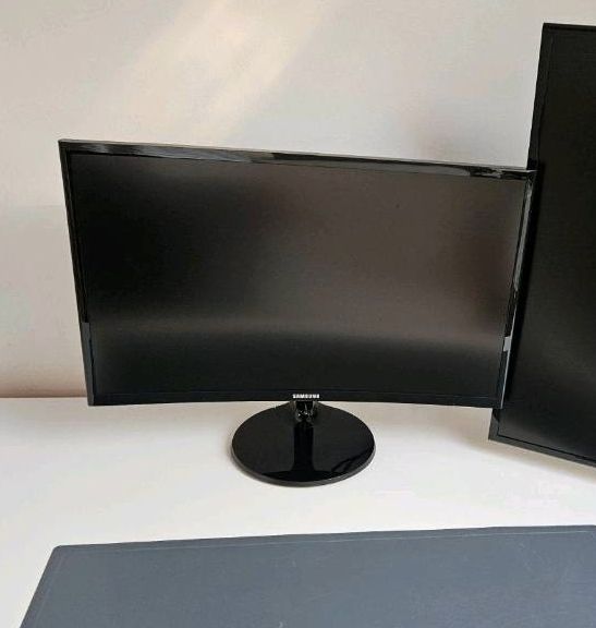 1x Samsung 24' Zoll LCD Curved-Monitor. Schwarz 60Hz (C24F390FHR) in Bonn