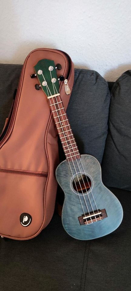 baton rouge ukulele, an Selbstabholer in Bergfelde