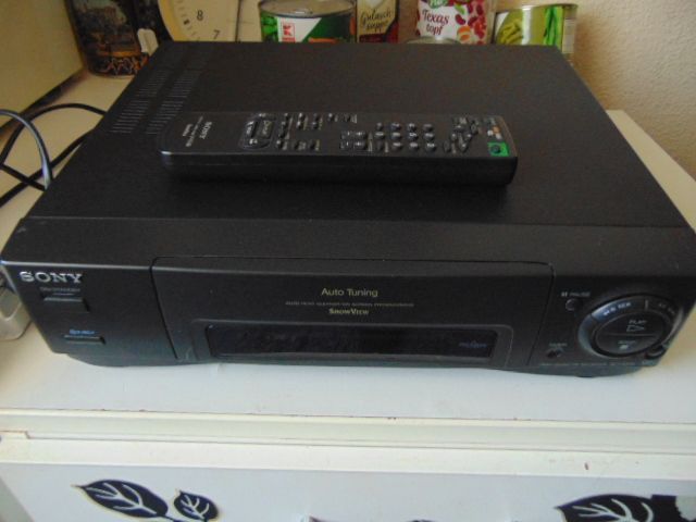 SONY SLV- E210 VP - Video Recorder - mit FB in Nürnberg (Mittelfr)