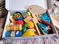 Zubehör für Spielküche Puppen Küche, Holz, Stoff 65 Teile Bayern - Altenkunstadt Vorschau