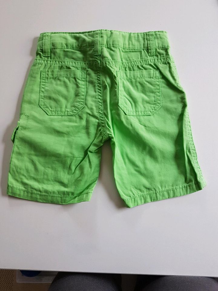 Kleinkinder Shorts in Langweid am Lech