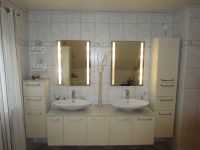 Badezimmermöbel incl.2x Waschbecken, 2x Wasserhahn Niedersachsen - Salzgitter Vorschau