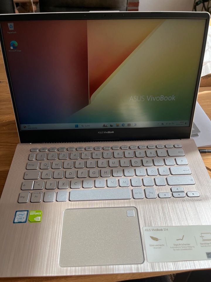 Asus VivoBook S14 X430UF in Laer