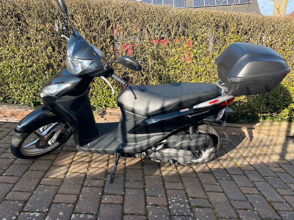 Honda Vision 110 in Meisenheim