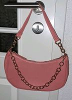 AVON kleine Handtasche in Rosa mit Goldener Kette NEU Baden-Württemberg - Rangendingen Vorschau