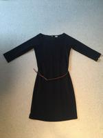 Esprit Kleid, Größe M (dunkelblau mit braunem Ledergürtel) Frankfurt am Main - Bockenheim Vorschau