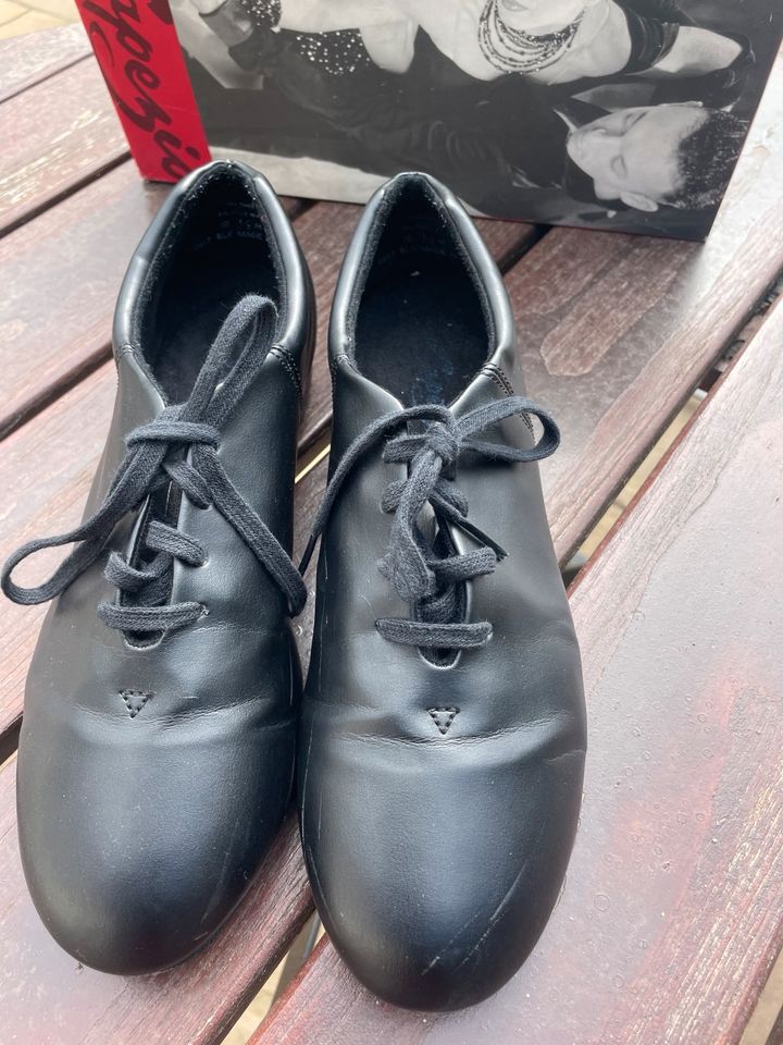 Steppschuhe CAPEZIO 10,5 in Nienhagen