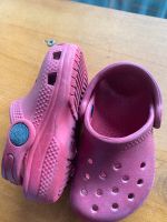 Crocs 22 rot und Schlappen Baden-Württemberg - Weinheim Vorschau