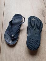 Crocs Sandalen Zehentrenner Badeschuhe C10 Größe 27/28 Niedersachsen - Kalefeld Vorschau