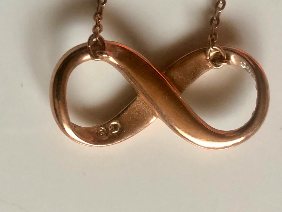 Love Swarovski Infinity Unendlichkeit Kette rosegold in Oberthal