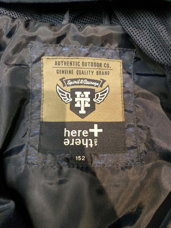 Jacke Gr. 152 von C&A neuwertig in Inchenhofen