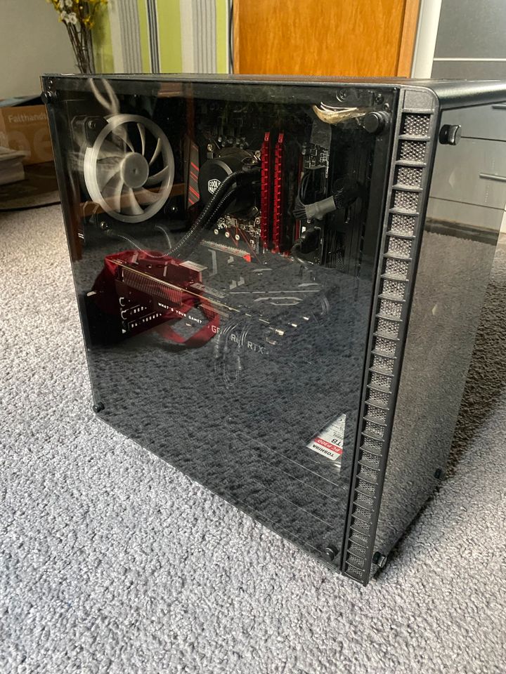 Gaming PC   i7-8700K / RTX2070 / 16GB DDR4 / 250GB SSD / 1 TB HDD in Boppard