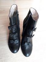 Süße Stiefeletten mit Schleifchen J-Fashion, Lolita, Gothic Bonn - Buschdorf Vorschau