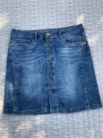 MEXX Jeans, Jeansrock, Gr. 32, Knopfleiste  *neuwertig (1x getr.) Hessen - Fulda Vorschau
