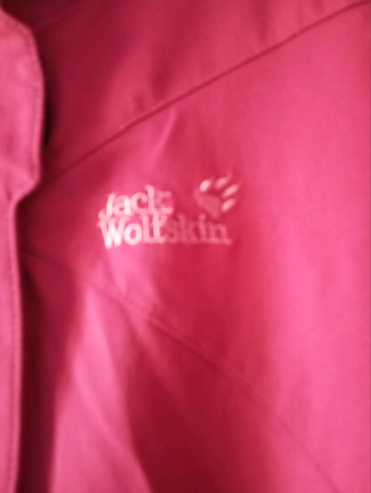 Jack Wolfskin Jacke gr.M pink in Altenfeld
