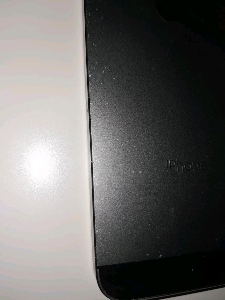 Iphone 5s 64 GB in grau-schwarz in Lengerich