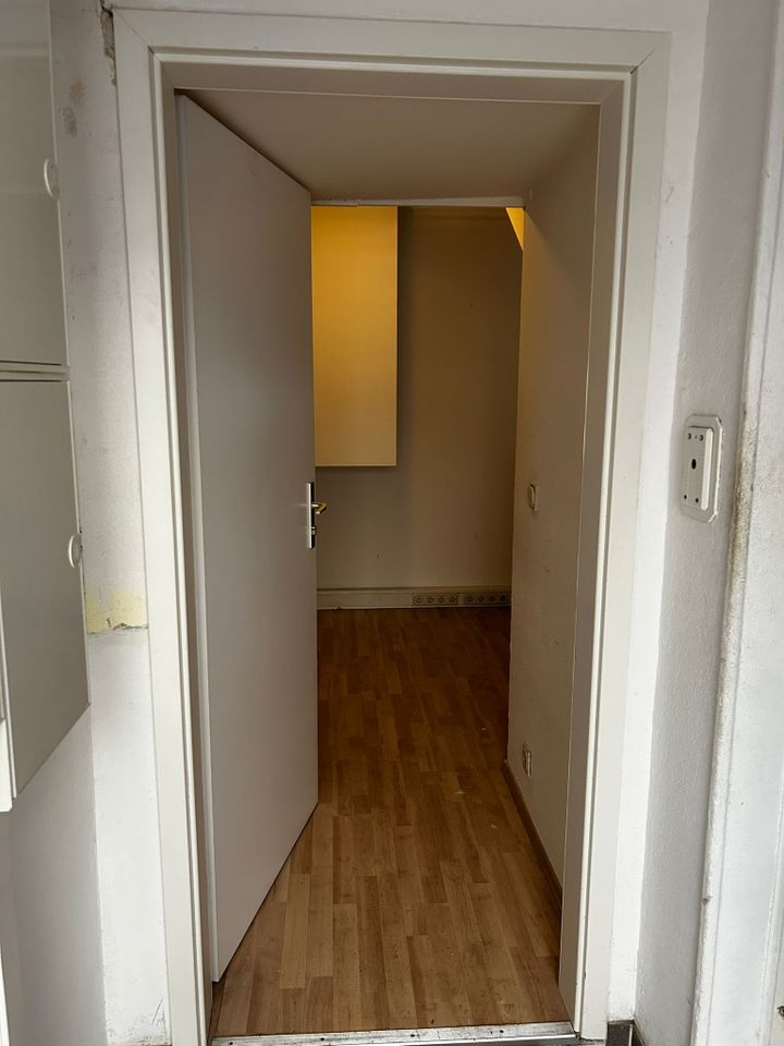 Gemütliche 2-3- Zimmer Wohnung in beliebtem Saarbrücker Stadtteil in Saarbrücken