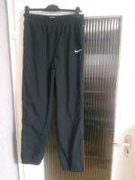 Nike Hose Gr. 170 Nordrhein-Westfalen - Mülheim (Ruhr) Vorschau