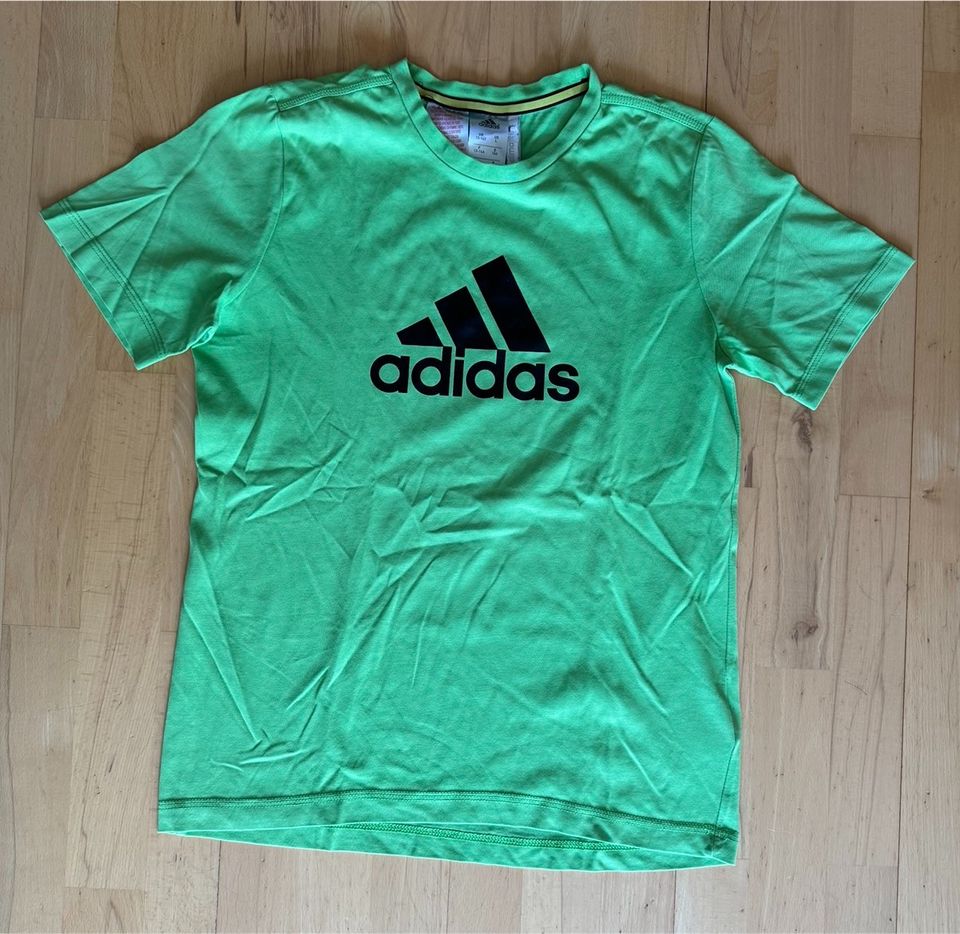 Adidas T-Shirt climalite Gr. 164 hellgrün in Schöffengrund