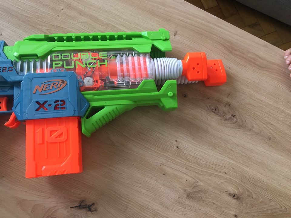 NERF Elite 2.0 Double Punch - elektrisch in Berlin