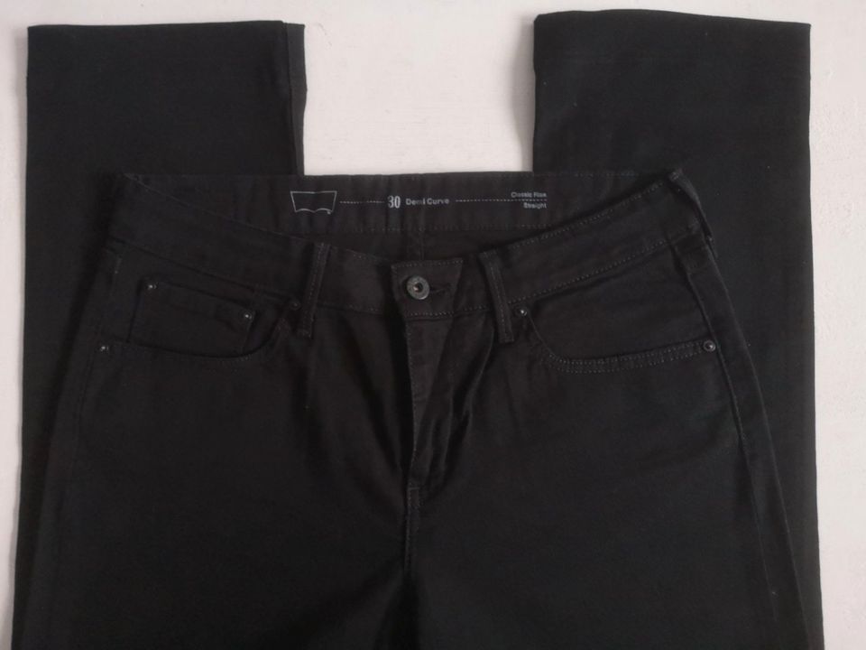 Damen Jeans Hose LEVIS Demi Curve Gr 38 W30 L30 schwarz in Duisburg